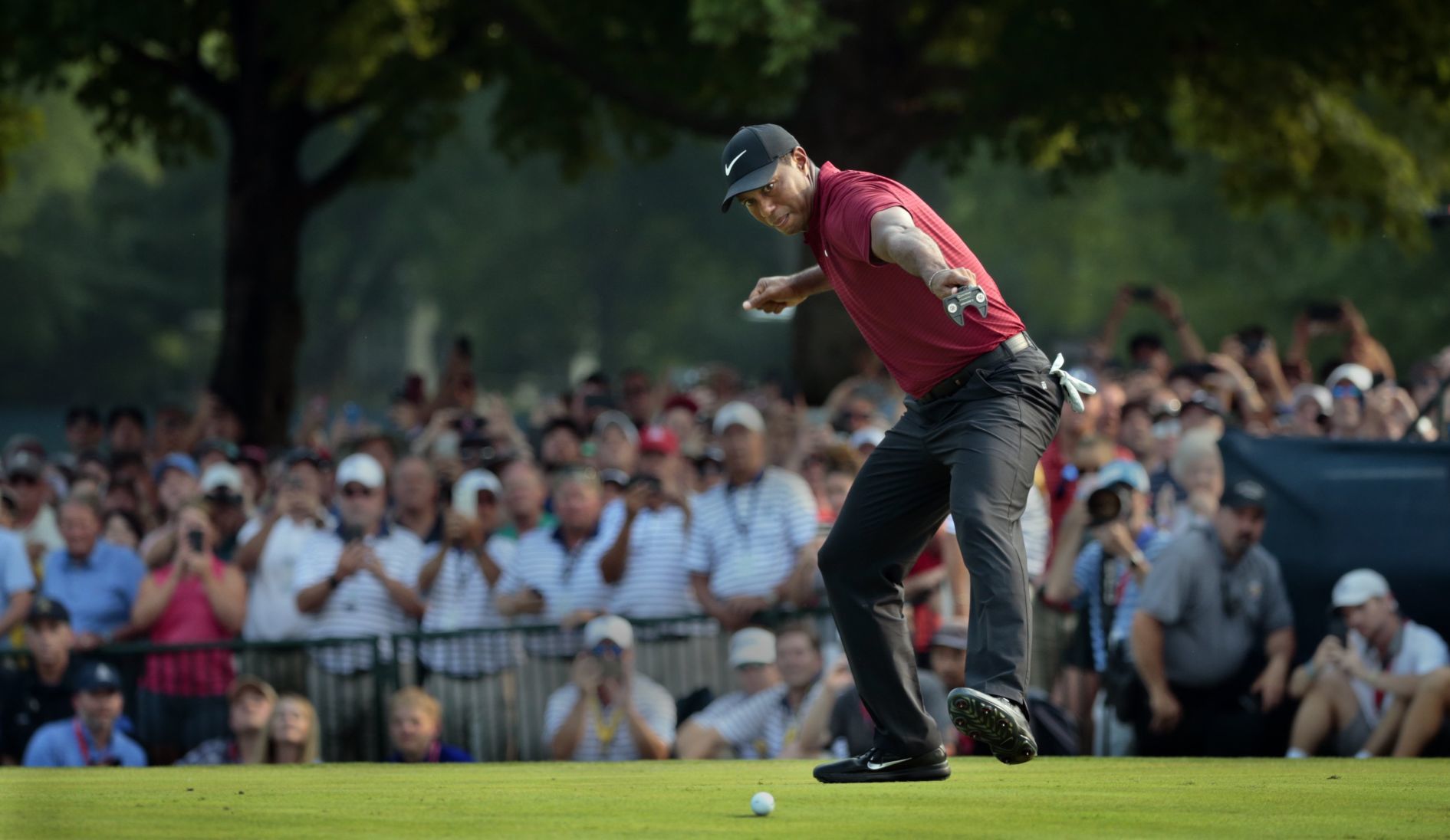 Woods finishes second at 100th PGA Championship at Bellerive